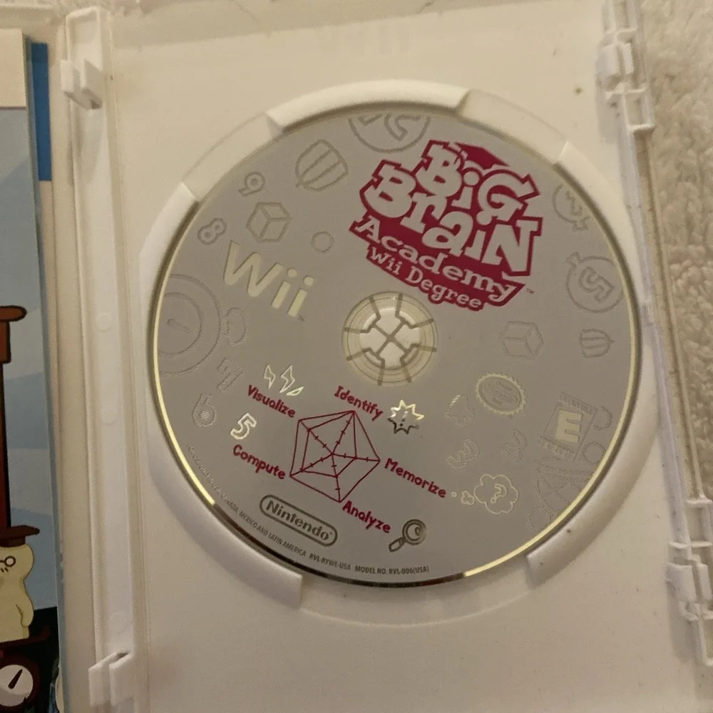Big Brain Academy Wii Degree Nintendo Wii 2007 Complete CIB‎